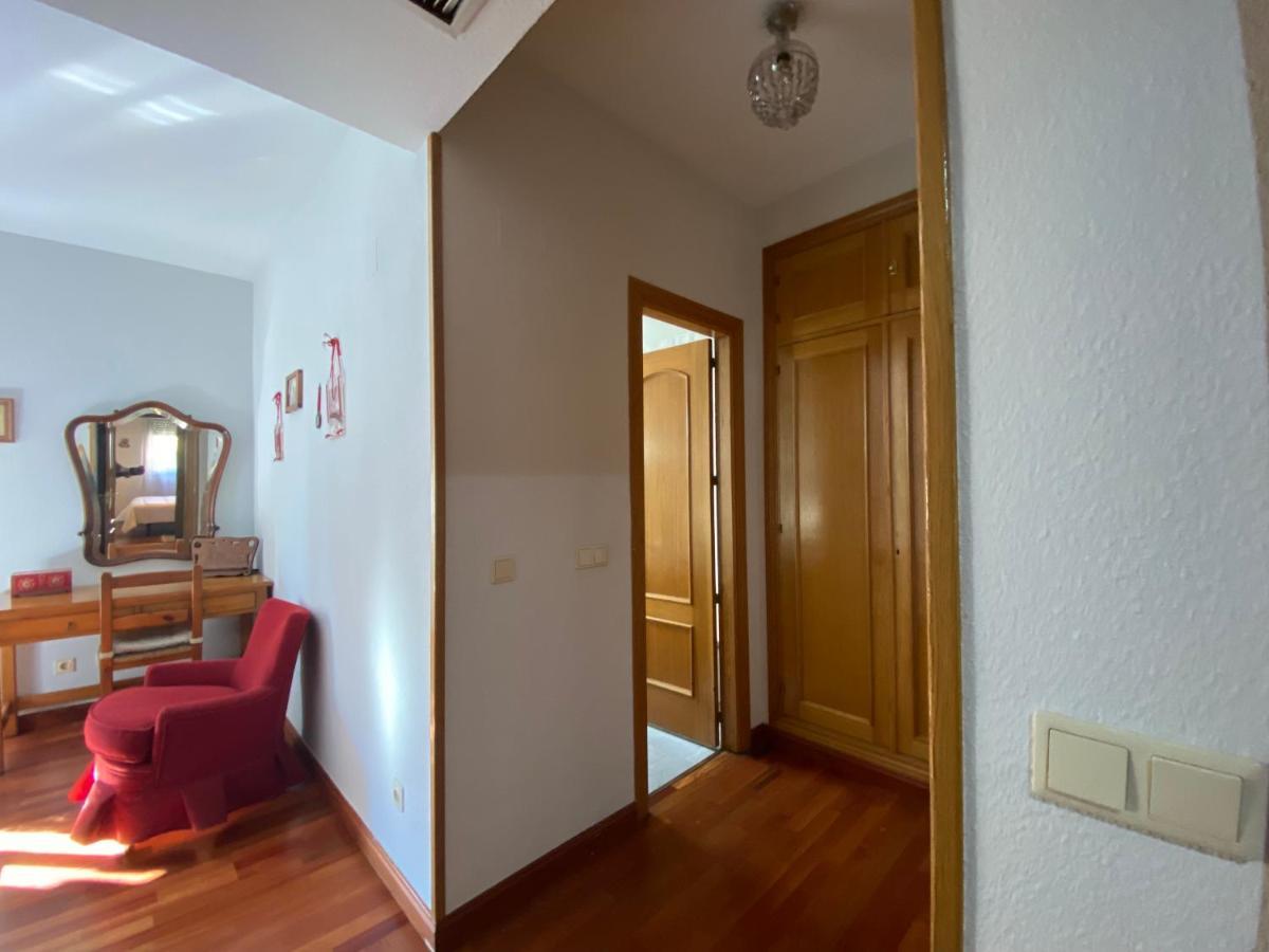 Acogedor Piso Con Parking Santa Justa Apartment Seville Exterior photo