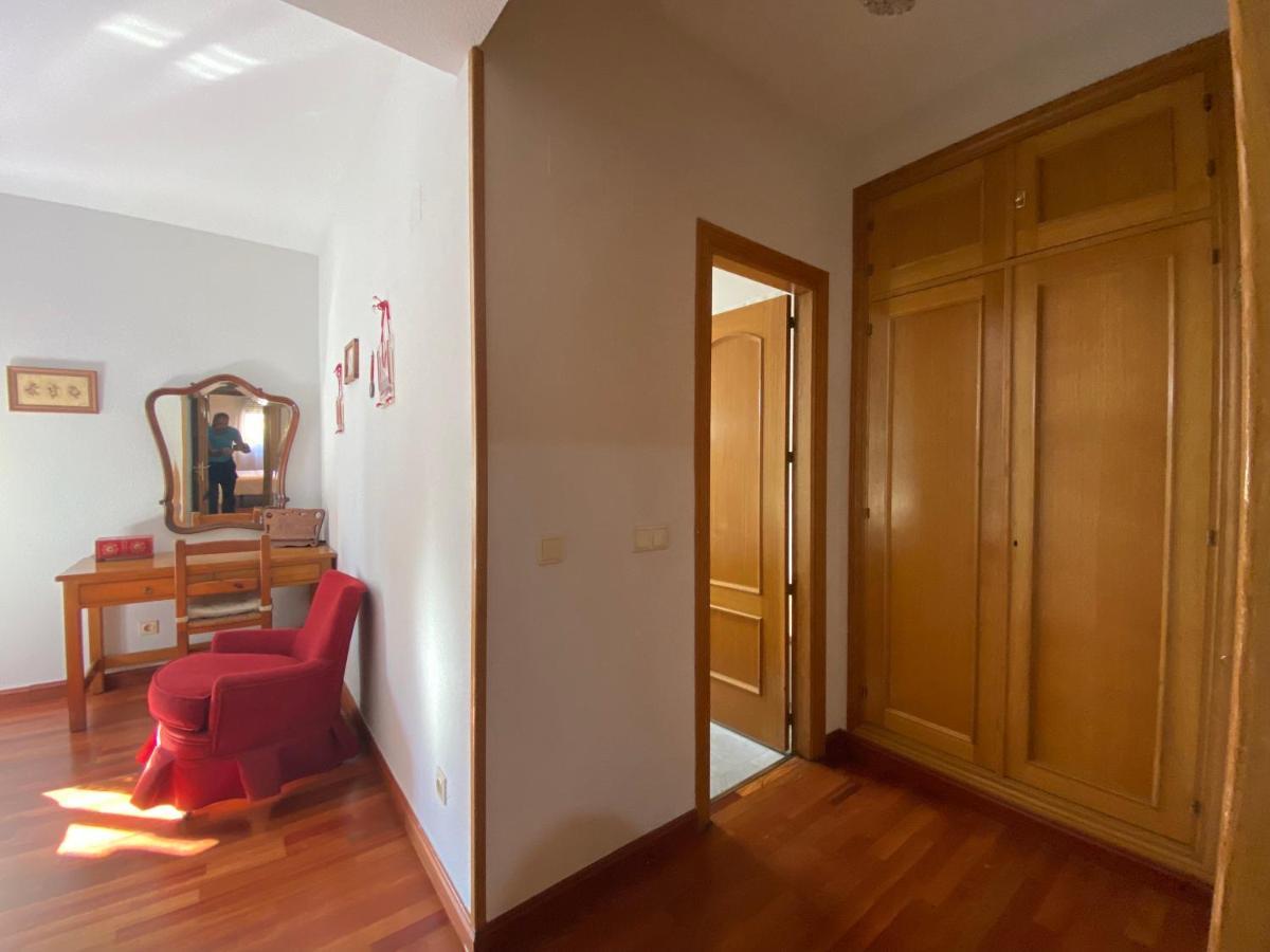 Acogedor Piso Con Parking Santa Justa Apartment Seville Exterior photo