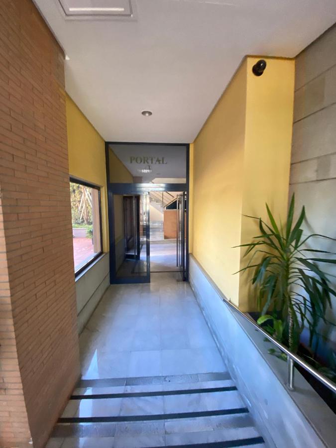 Acogedor Piso Con Parking Santa Justa Apartment Seville Exterior photo